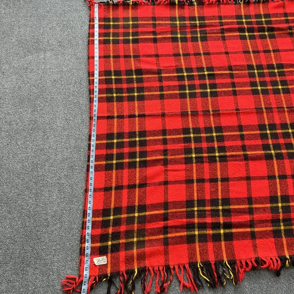 Faribo Blanket Fluff Loomed Wool Throw Red Black Plaid 50‎ X 60 Fringe Vintage